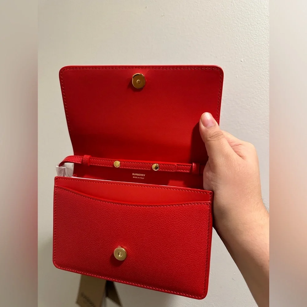 NEW Red Burberry crossbody - Picture 4 of 10
